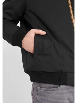 Rabatt 🤩 Bekleidung Derbe Übergangsjacke In Schwarz Günstig Kaufen ⌛ 12 Rabatt 🤩 Bekleidung Derbe Übergangsjacke In Schwarz Günstig Kaufen ⌛ -Damen Thermojacke Verkäufe derbe ubergangsjacke in schwarz 11